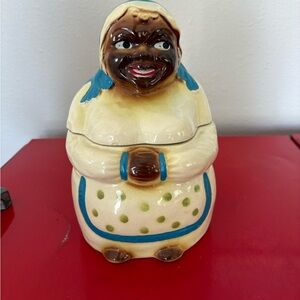 Charming Vintage Mammy Ceramic Cookie Jar